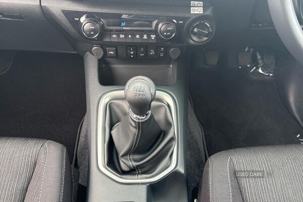 Used Toyota Hilux 2025 for sale - 76562667: Photo 12