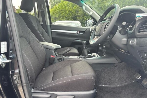 Used Toyota Hilux 2025 for sale - 76562667: Photo 6