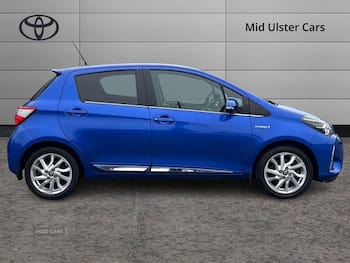 Used Toyota Yaris 2017 for sale - 79742211: Photo