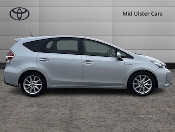 Used Toyota Prius+ 2015 for sale - 79522169: Photo