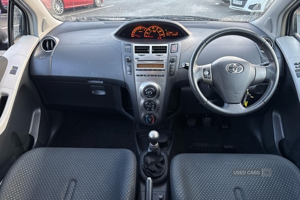 Used Toyota Yaris 2010 for sale - 77239057: Photo 13