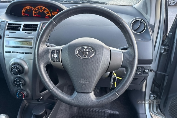 Used Toyota Yaris 2010 for sale - 77239057: Photo 9