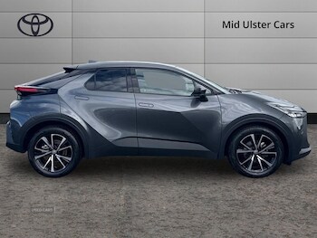 Used Toyota C-HR 2025 for sale - 78797605: Photo