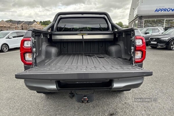 Used Toyota Hilux 2023 for sale - 75533464: Photo 14