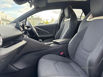Used Toyota C-HR 2025 for sale - 79472712: Photo