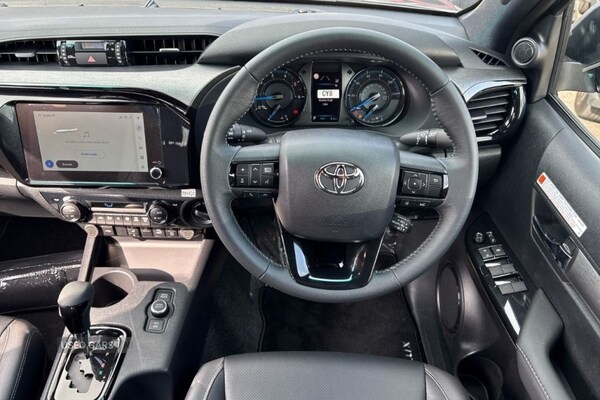 Used Toyota Hilux 2025 for sale - 76562916: Photo 12