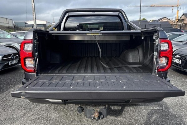 Used Toyota Hilux 2023 for sale - 76153859: Photo 14