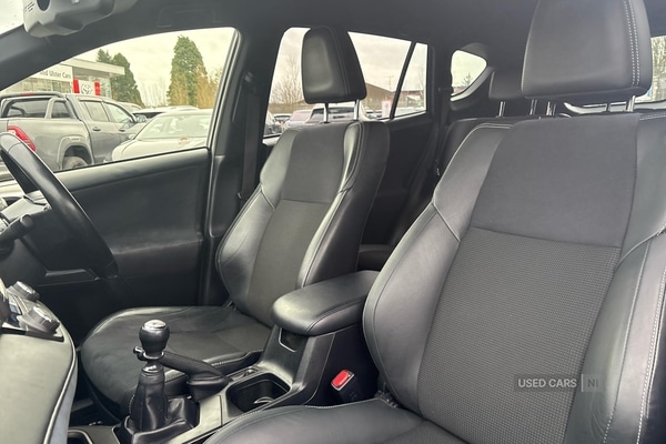 Used Toyota RAV4 2018 for sale - 77672329: Photo 8