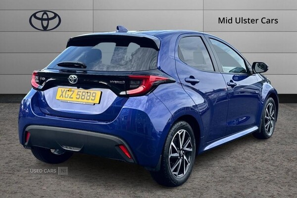 Used Toyota Yaris 2022 for sale - 76110097: Photo 2