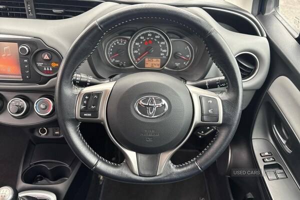 Used Toyota Yaris 2015 for sale - 76240468: Photo 12