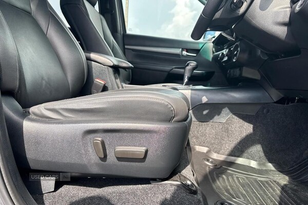 Used Toyota Hilux 2023 for sale - 76562607: Photo 10