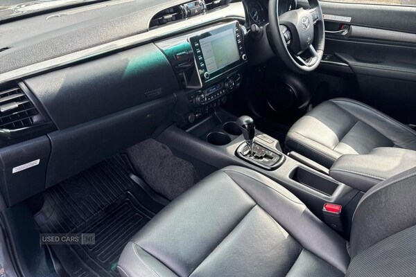 Used Toyota Hilux 2023 for sale - 76562607: Photo 11