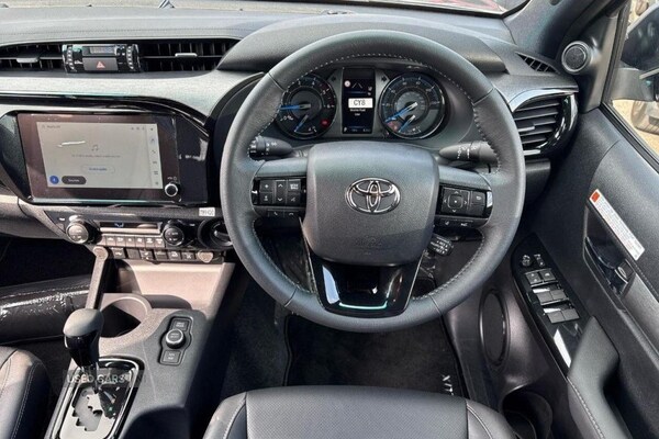 Used Toyota Hilux 2025 for sale - 76562955: Photo 12