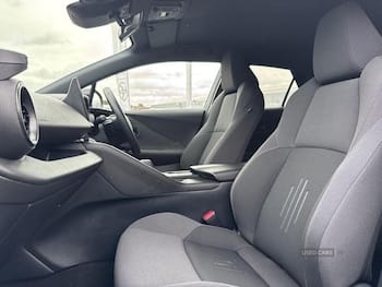 Used Toyota C-HR 2025 for sale - 79781448: Photo