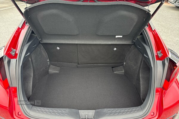 Used Toyota C-HR 2022 for sale - 76729619: Photo 12