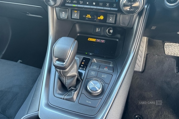 Used Toyota RAV4 2025 for sale - 77359604: Photo 8