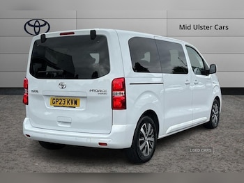 Used Toyota PROACE CITY Verso 2023 for sale - 75533463: Photo