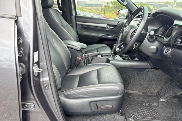 Used Toyota Hilux 2023 for sale - 76562905: Photo 6