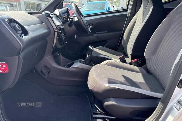 Used Toyota AYGO 2022 for sale - 75564582: Photo 8
