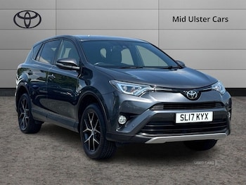 Used Toyota RAV4 2017 for sale - 79159411: Photo