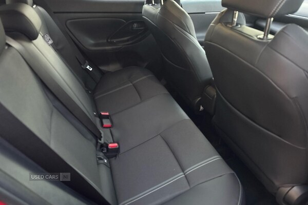 Used Toyota Yaris Cross 2025 for sale - 76803025: Photo 12