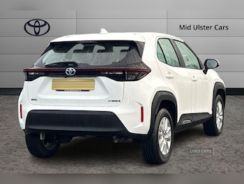 Used Toyota Yaris Cross 2023 for sale - 79084857: Photo
