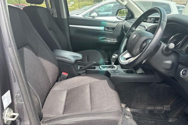 Used Toyota Hilux 2025 for sale - 75533213: Photo 6