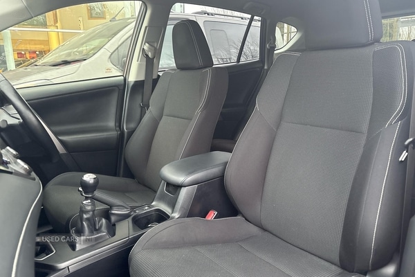 Used Toyota RAV4 2016 for sale - 77306761: Photo 9