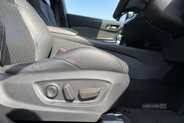 Used Toyota C-HR 2021 for sale - 75590102: Photo 11