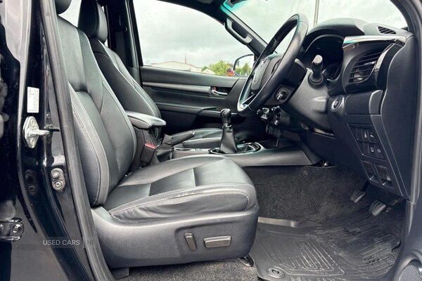 Used Toyota Hilux 2022 for sale - 75533406: Photo 6