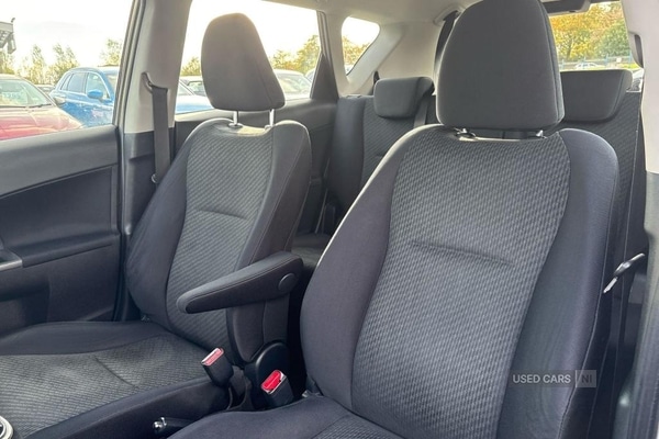 Used Toyota Verso 2011 for sale - 76389446: Photo 10