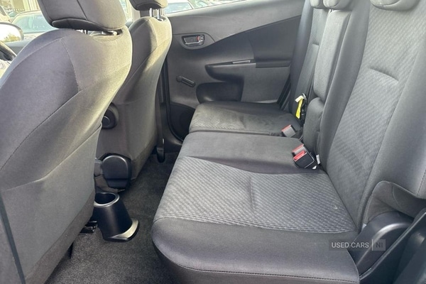 Used Toyota Verso 2011 for sale - 76389446: Photo 12