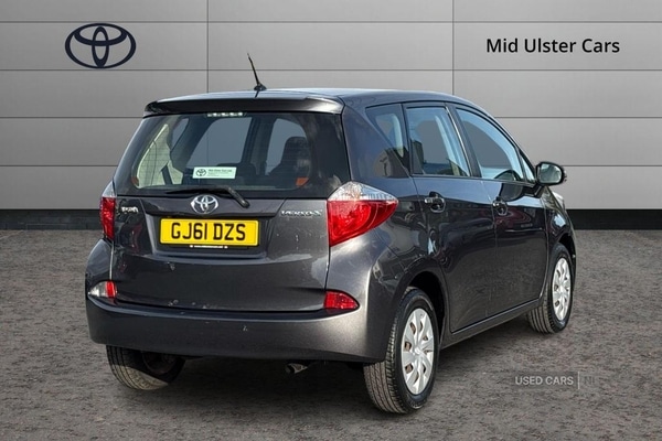 Used Toyota Verso 2011 for sale - 76389446: Photo 2