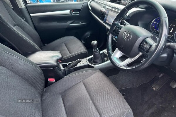 Used Toyota Hilux 2018 for sale - 76338234: Photo 11