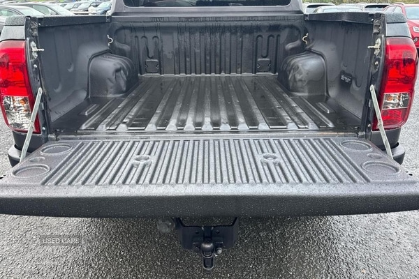 Used Toyota Hilux 2018 for sale - 76338234: Photo 14