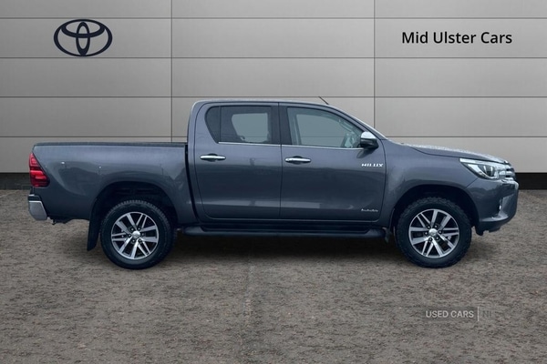 Used Toyota Hilux 2018 for sale - 76338234: Photo 16