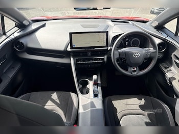 Used Toyota C-HR 2024 for sale - 78810515: Photo