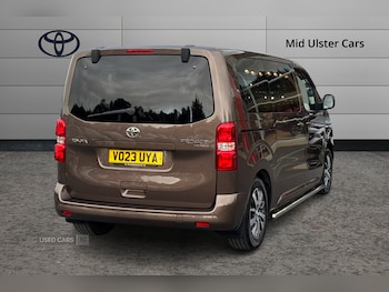 Used Toyota PROACE CITY Verso 2023 for sale - 76271152: Photo