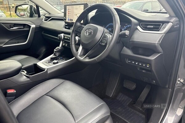 Used Toyota RAV4 2023 for sale - 76201636: Photo 5