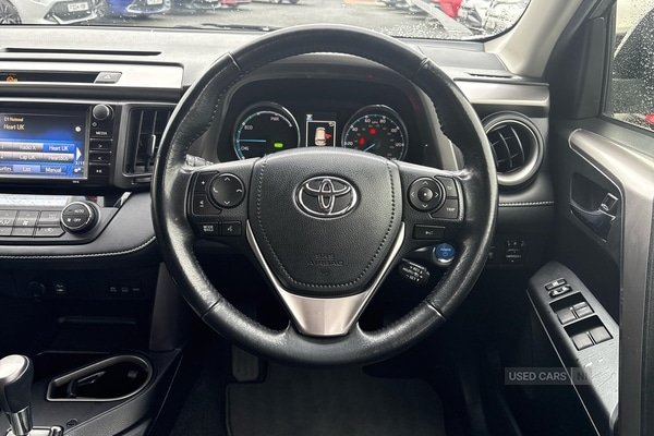 Used Toyota RAV4 2018 for sale - 77280379: Photo 10