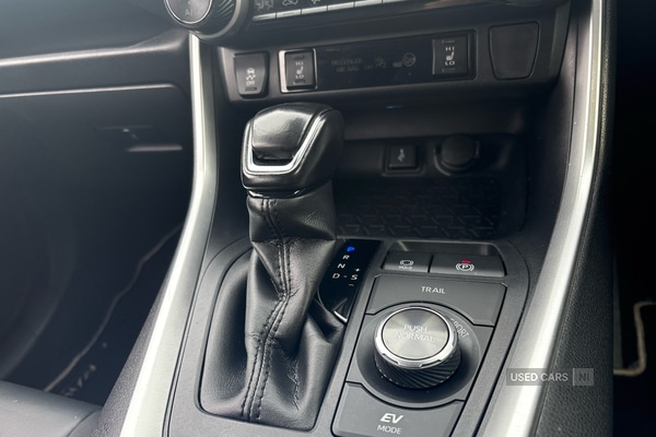 Used Toyota RAV4 2020 for sale - 77941222: Photo 12