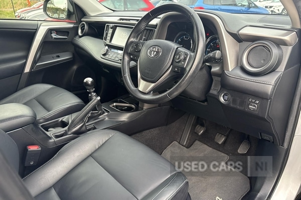 Used Toyota RAV4 2016 for sale - 77884142: Photo 5