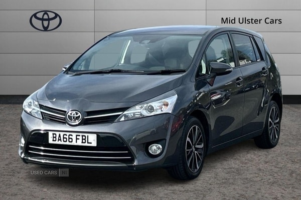 Used Toyota Verso 2017 for sale - 75533440: Photo 3