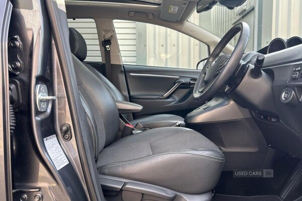 Used Toyota Verso 2017 for sale - 75533440: Photo 6