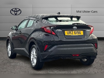 Used Toyota C-HR 2023 for sale - 76840274: Photo