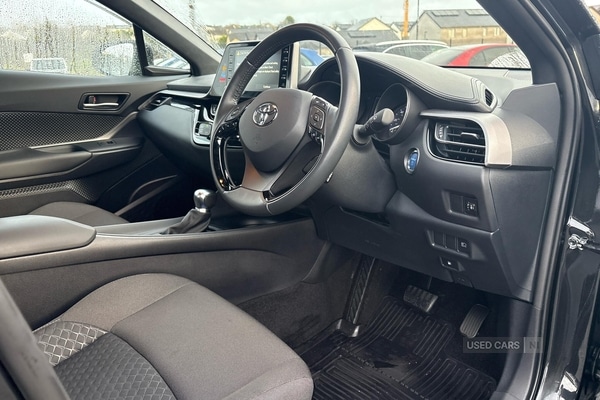 Used Toyota C-HR 2023 for sale - 76840274: Photo 5