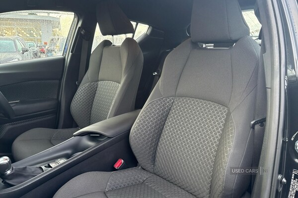 Used Toyota C-HR 2023 for sale - 76840274: Photo 8