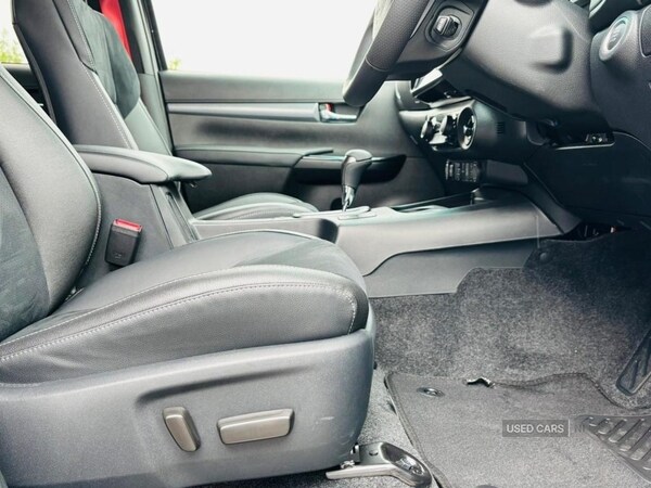 Used Toyota Hilux for sale - 76284888: Photo 8