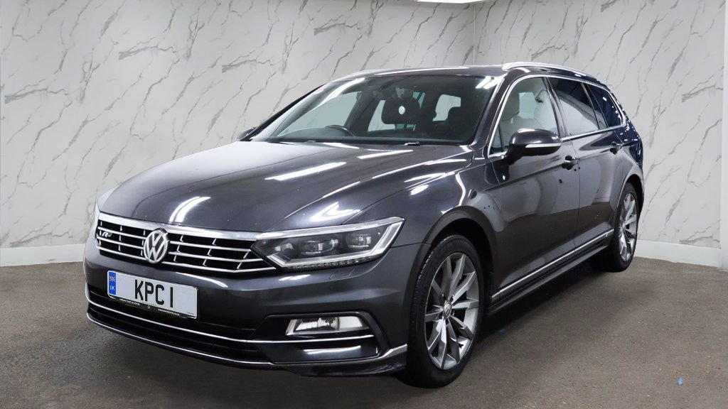 Used Volkswagen Passat 2018 for sale - 76595935: Photo 2