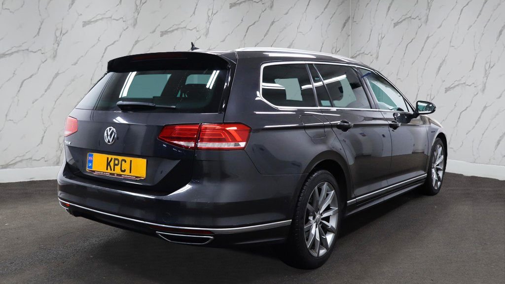 Used Volkswagen Passat 2018 for sale - 76595935: Photo 4